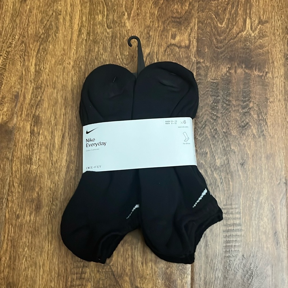 Nike Everyday No Show Cotton Cushioned Socks 6 Pack